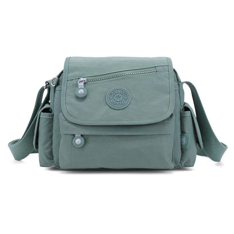Lightweight Water-Resistant Korean Fashion Women's Crossbody Bag for Commuting and Outings