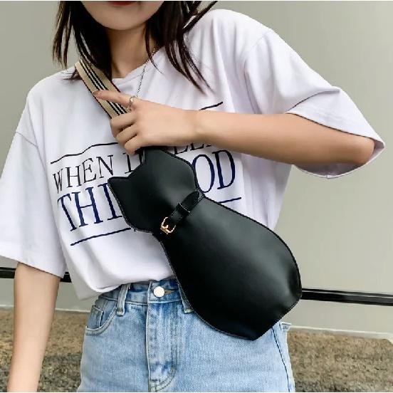 Дизайнерская винтажная женская сумка на талии на груди — фото 6