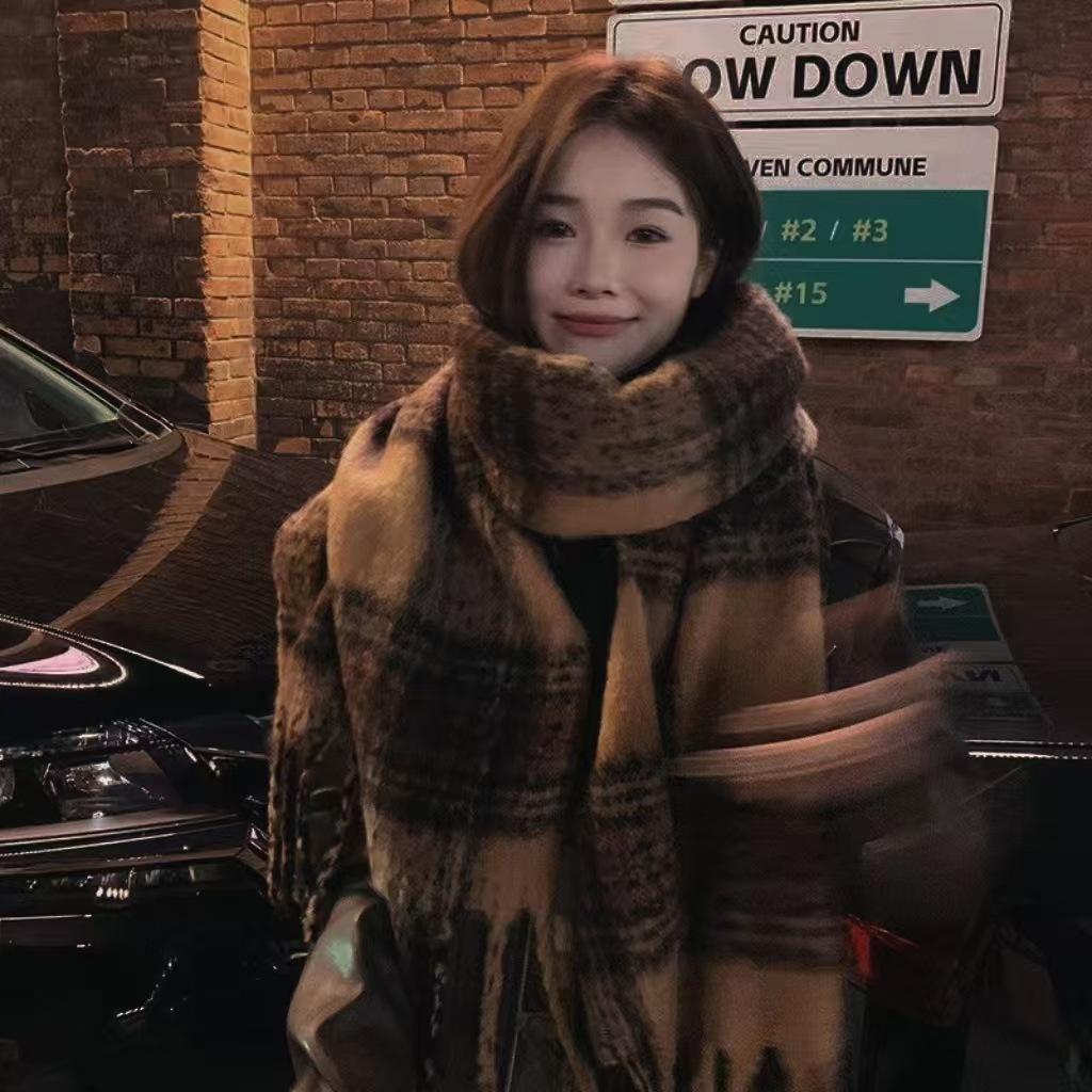 Autumn and Winter Scarves Women's Winter High-end Scarves Thickened and Warm Tonglu Imitation Cashmere Plaid Scarves