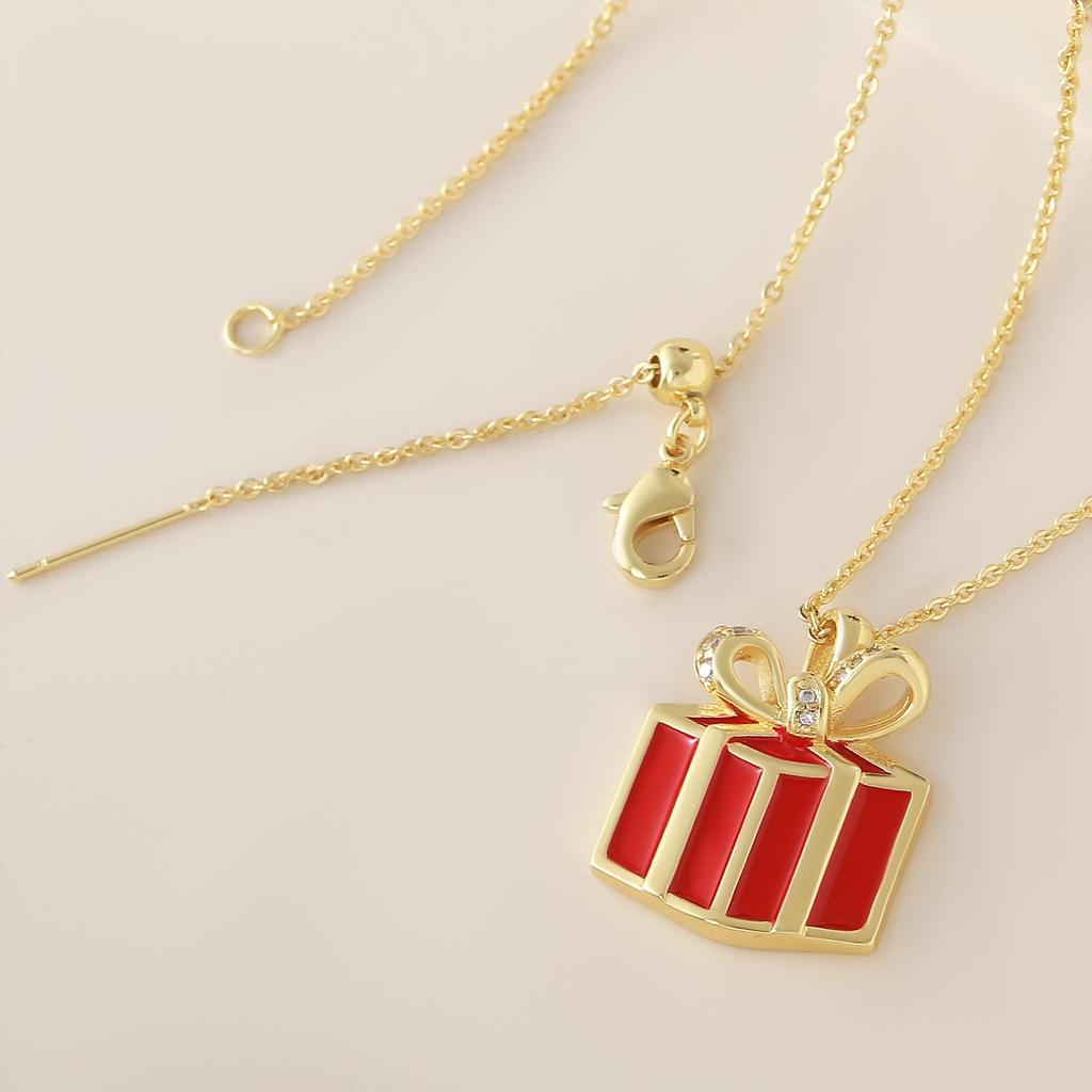 Elegant Christmas Red Enamel Gold-Plated Necklace - Creative Clavicle Chain Design