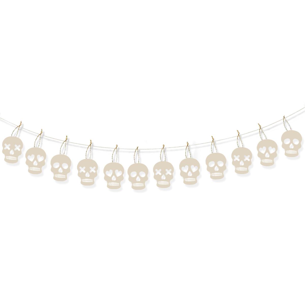 

Halloween Outdoor Courtyard Porch Branches Hemp Rope Tag Skull Pendant Latte Flower Skull hemp rope tag