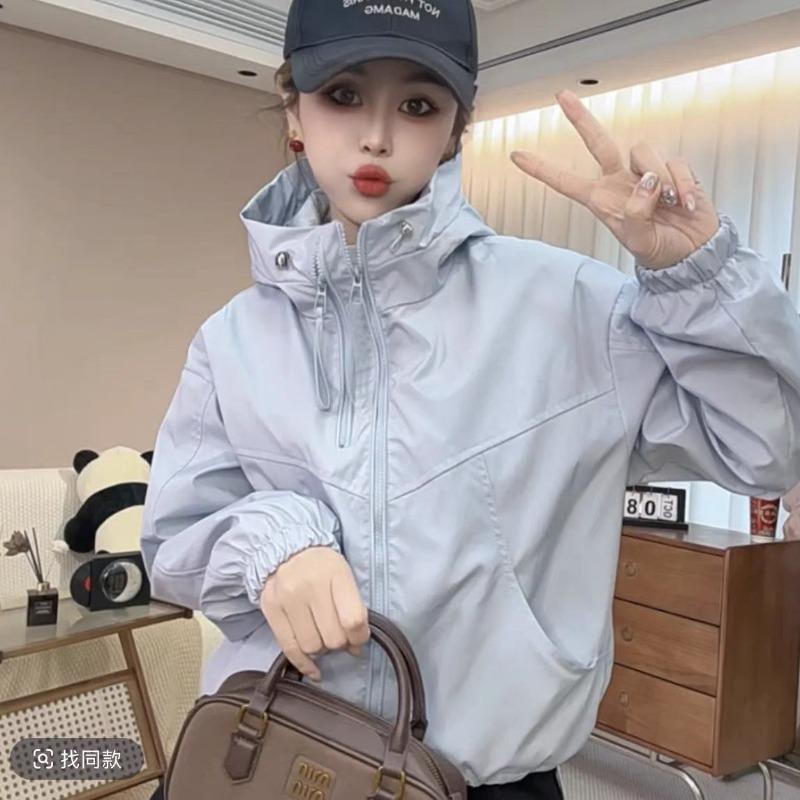 Jaqueta Corta-vento Curta com Zíper da Moda com Capuz Jaquetas Versáteis para Exterior para Todas as Estações