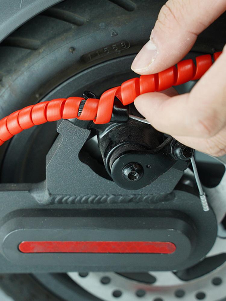 1,3m Osłony Ochronne Linii Hulajnogi Elektrycznej Odporne na Zużycie Organizer Linii Ochrona Rury Spiralna Osłona dla M365 PRO 2