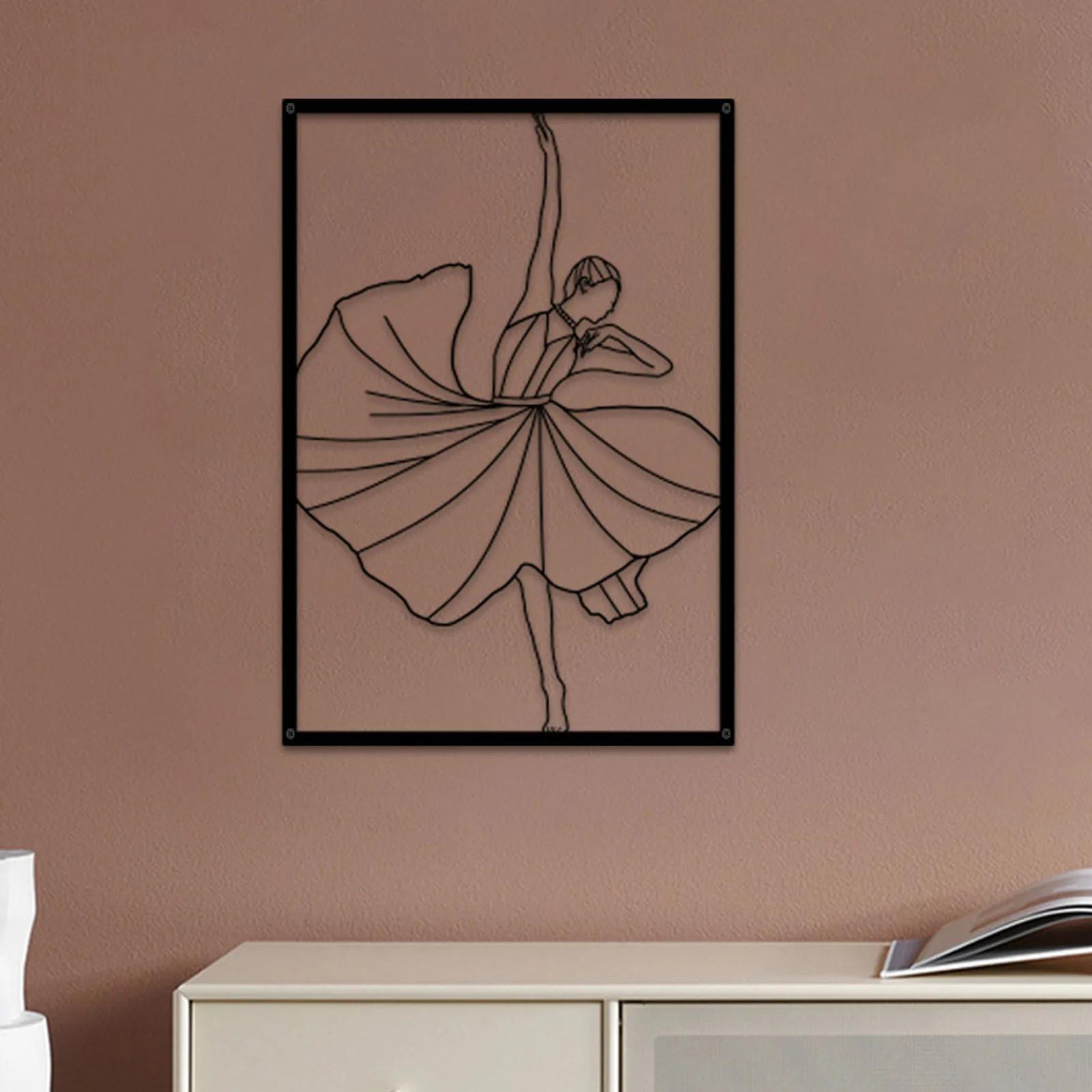 Металлический современный минималистский декор для стен с изображением танцовщицы — фото 9