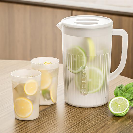 Plastic Water Pitcher with Lid 0.6/0.7 Gallon Cold Drink Dispenser for Juice Iced Tea Lemonade Wide Mouth Ergonomic Handle Refrigerator Storage