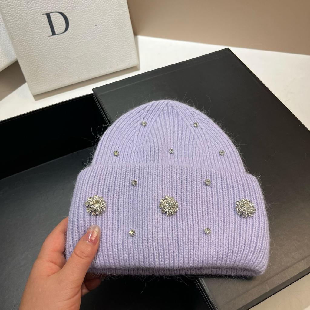 Winter Light Luxury Niche Rhinestone Heavy Industry Knitted Hat Celebrity Outdoor Warm Rabbit Hair Pullover Hat