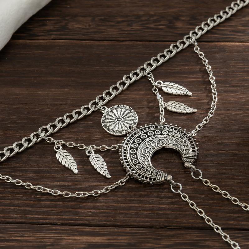 Braccialetto con catena in metallo con nappa a foglia di piuma vintage per donne e ragazze, bracciale punk bohemien