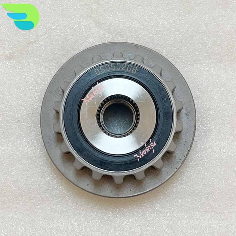070903201C Alternator Clutch Pulley For VW Touarge Multivan T5 Transporter 2.5-5.0L 2002-2010 070903201E F-237653 070903024