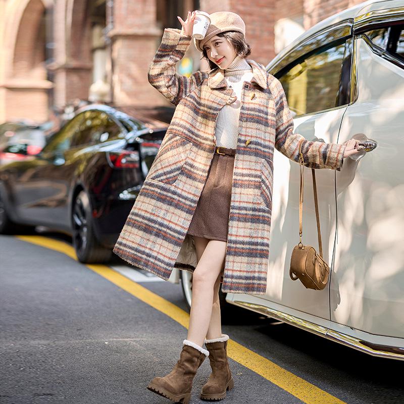

Women s Plaid Woolen Thickened Winter Coat SY2671 XXL: 130-145 lbs