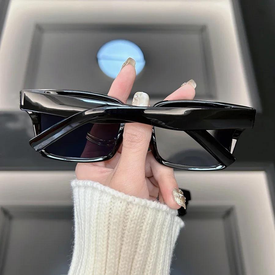 New Square Sunglasses Women Men Brand Designer Shades Sun Glasses Female Male Vintage Fashion Rivet Luxury