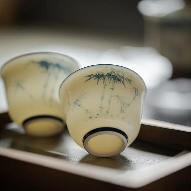 Jade Mud Ceramic Hand-painted Bamboo 50ml Tea Cup Blue and White Under Glazed Chinese Kung Fu Tea Set Single Cup