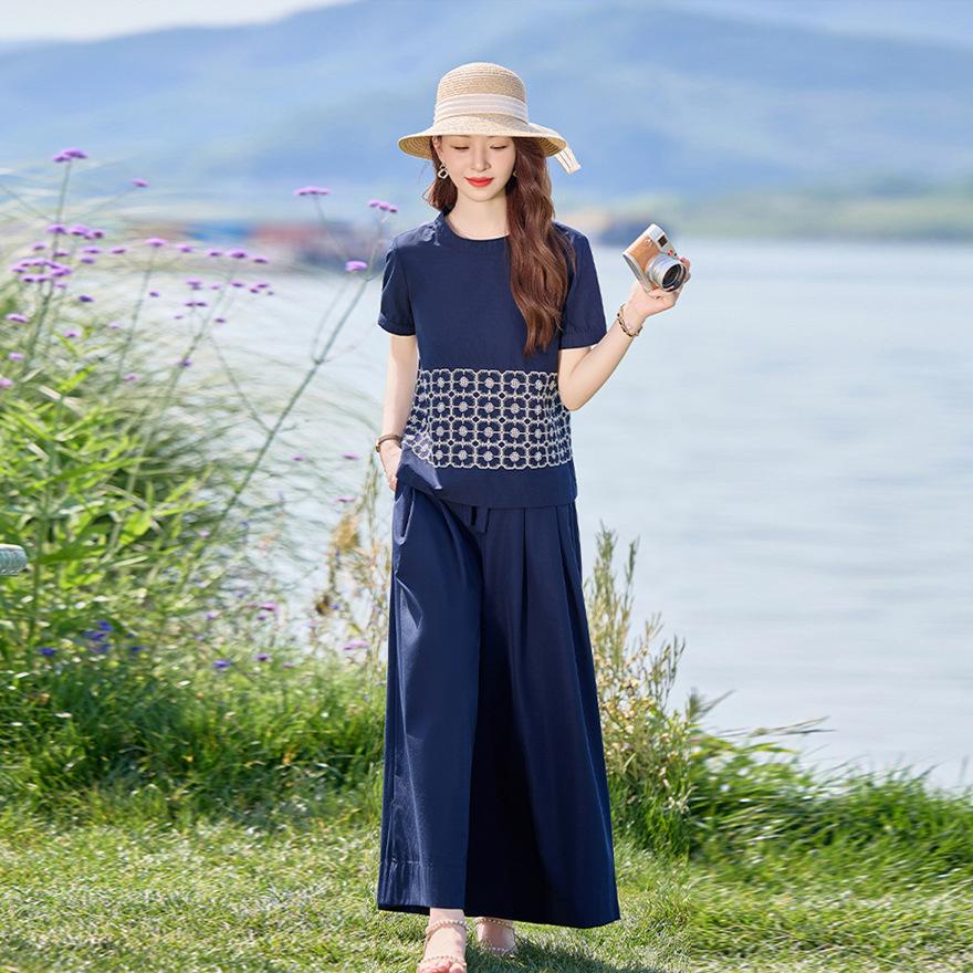 Casual Embroidery Suit Women's Summer New Design Short-sleeved Belly-covering Shirt Wide-leg Pants Two-piece Set