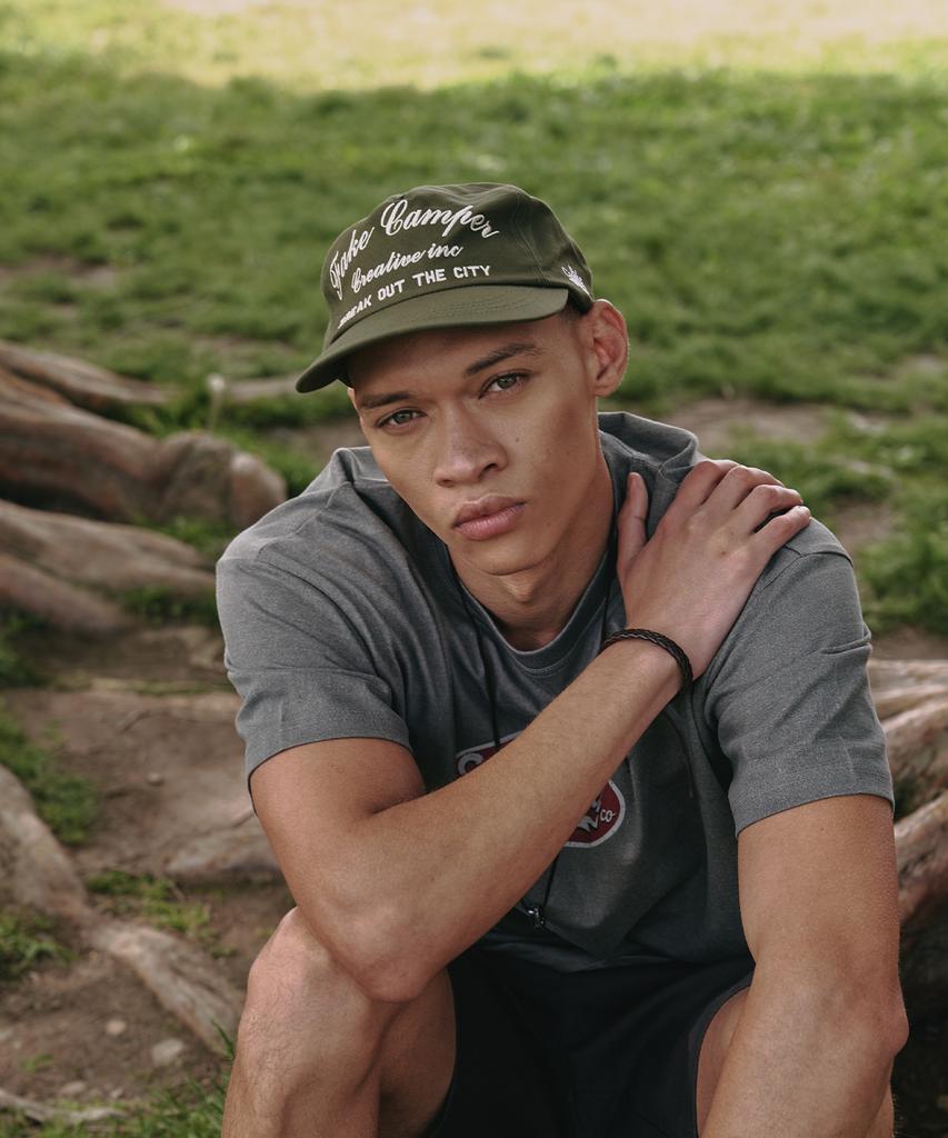 FAKE CAMPER Script Camper Script Lettering Snapback [Khaki]