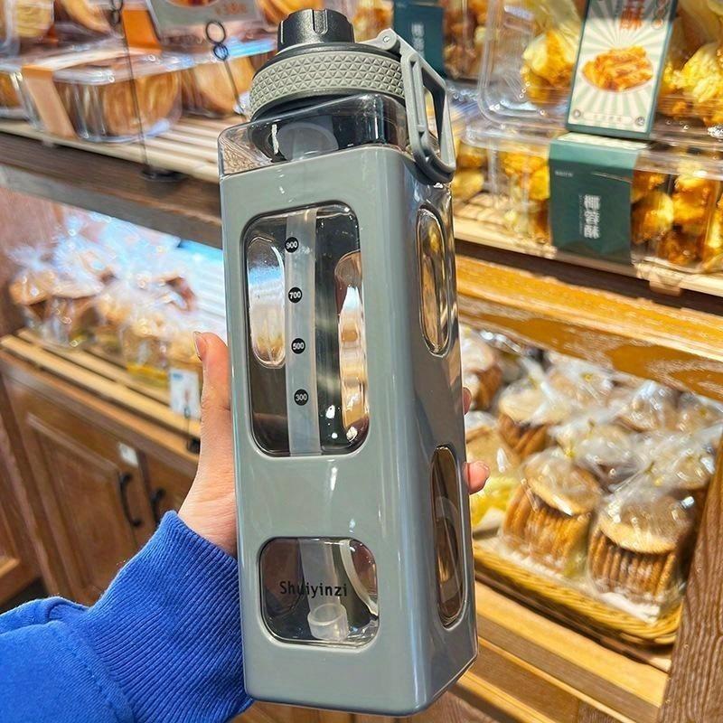 

700 мл симпатичная бутылка для воды для девочек с крышкой и наклейкой-соломинкой пластиковая портативная детская посуда для питья сока молока 700ml серый