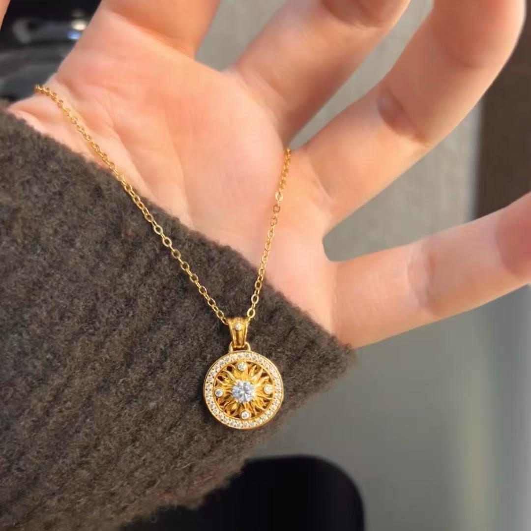 

Golden Sunflower Starburst Compass Pendant Necklace - Women s Luxury Versatile Clavicle Chain