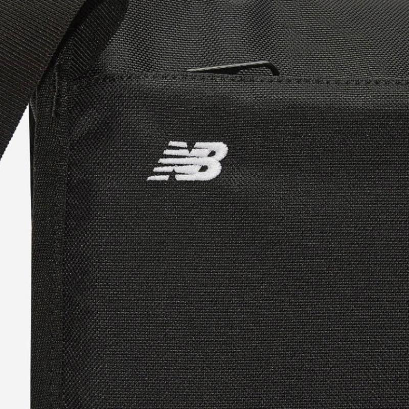 New Balance Club Dino Messenger Bag Nbgcess202 19 Crossbody Bag