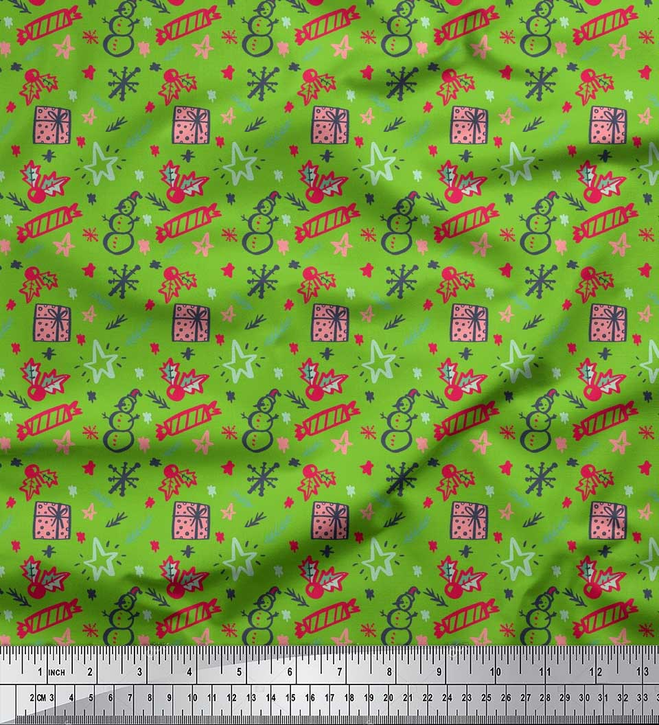 

Soimoi білий японський креп-сатин Сніговик, цукерки та подарункова коробка Різдвяні принти на тканині на метр 42 дюйма 42 Inch Wide - Poly Crepe зелений