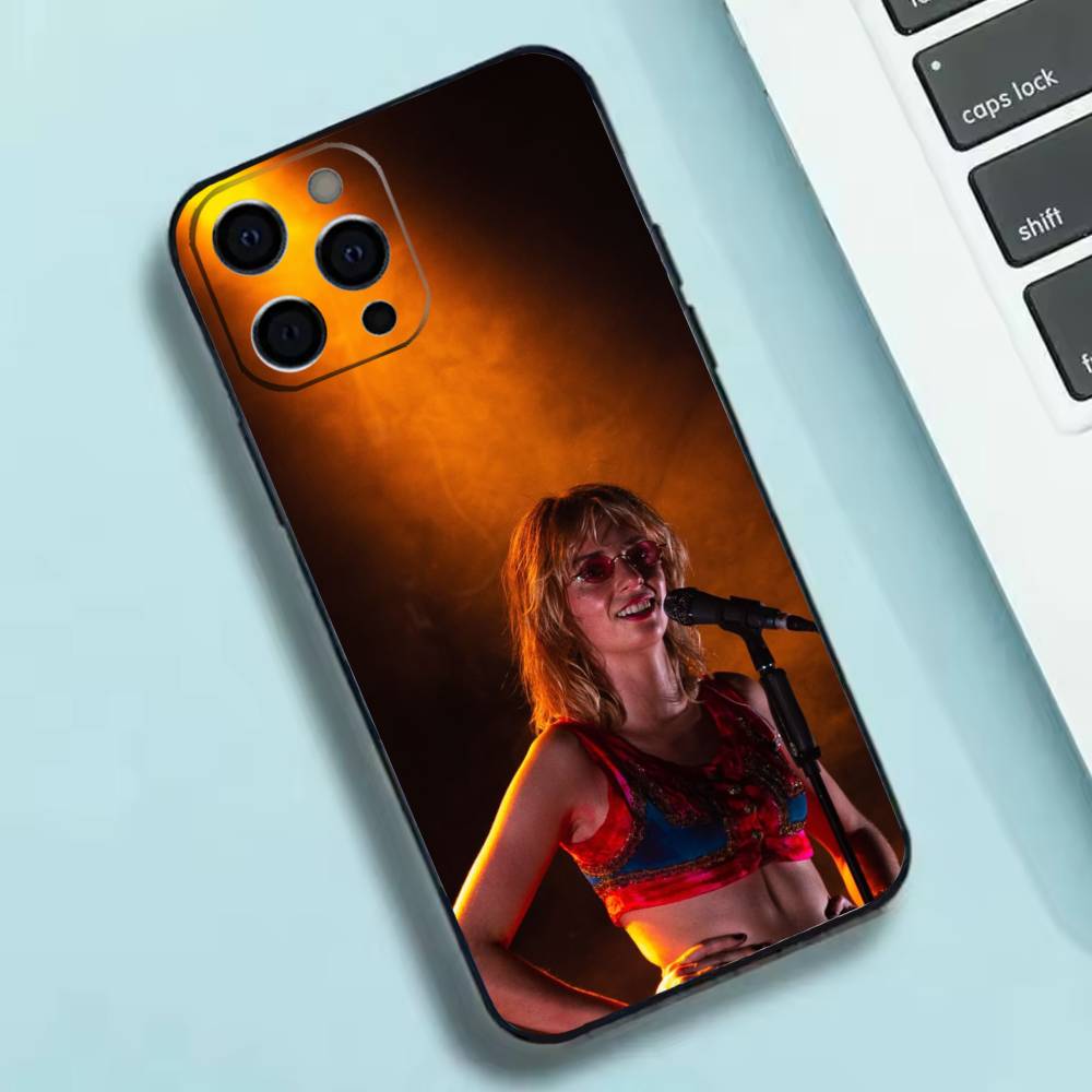 

Actor M-Maya Hawke Phone Case Silicone Soft For IPhone 17 16 15 14 13 12 11 X XR Plus Pro Max Plus iPhone15plus
