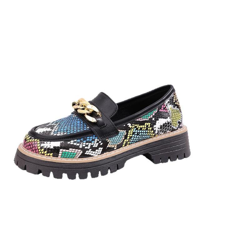 Sapatos de salto único tamanho grande padrão cobra primavera e outono novo retrô bico redondo corrente de metal sola grossa