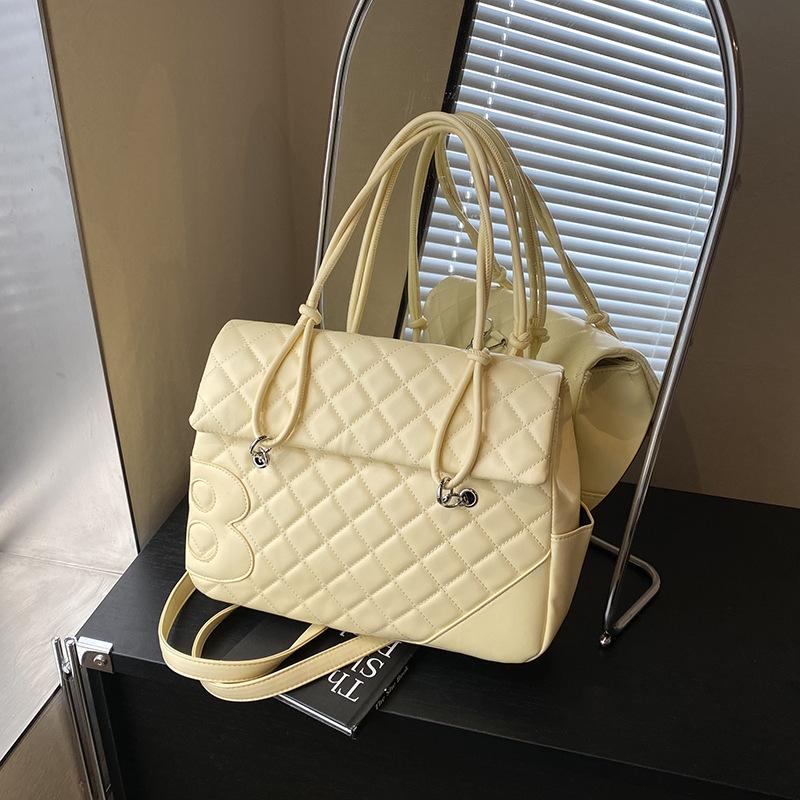 Backpack Bag Women's New Trendy Fashion Diamond Shoulder Armpit Bag Large Capacity Backpack