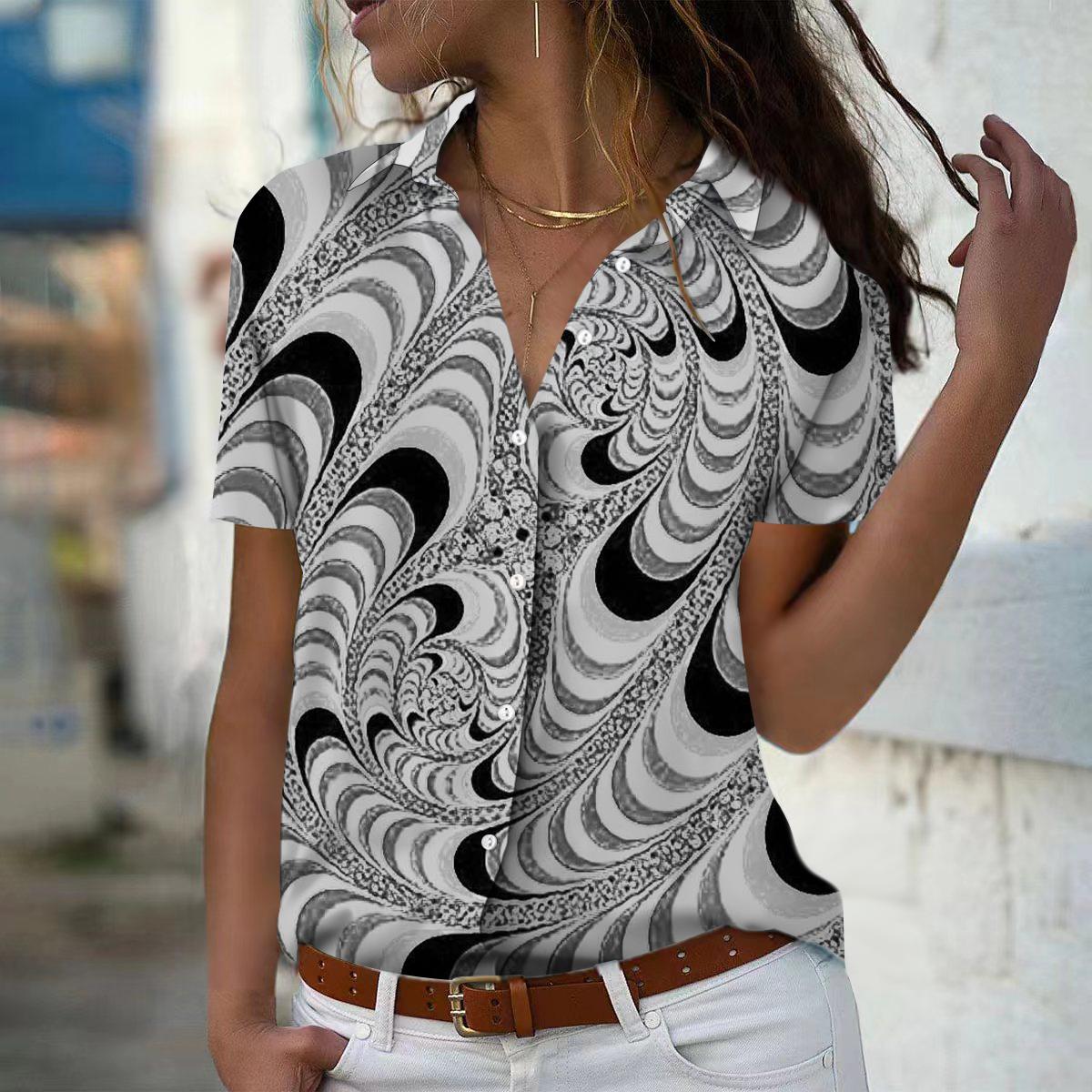 

2025 Summer New Fashion Women s Retro Printed Short Sleeve V-neck Casual Button-down Shirt Top 8XL сірий