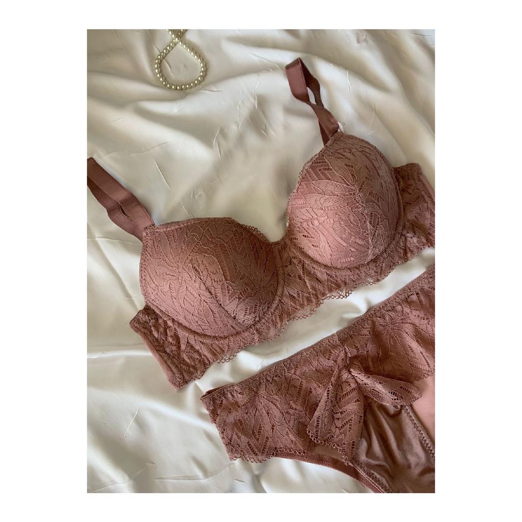 New Year's Special Lace C Cup Bra Set