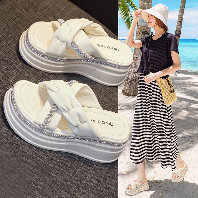 Slippers Wear New Thick-soled Rhinestones Cross-strap Sandals Women's Muffin Summer Beach Shoes