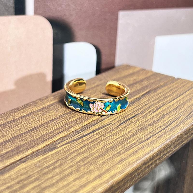 2026 Sweet and Cool Colorful Drip Glaze Temperament Court Style Retro Ring Female Flower Niche Ring