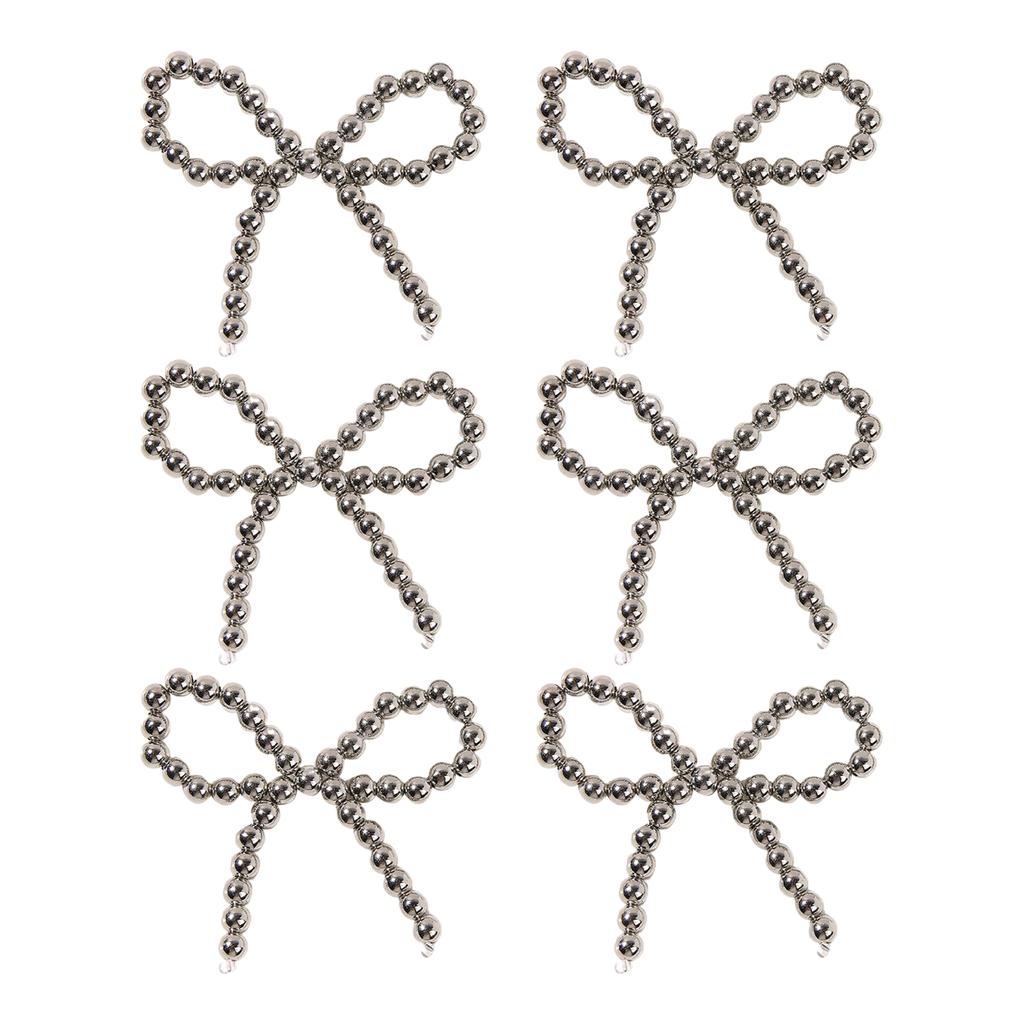 Ručně vyráběný korálkový přívěsek s mašlí, šperková součást, šperková ozdoba, přívěsek na náramek, elegantní mašle, komponent pro šperky