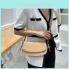 Retro Small Bag 2023 Autumn Winter New Korean Fashion Simple Shoulder Bag High-end Lady Crossbody Bag