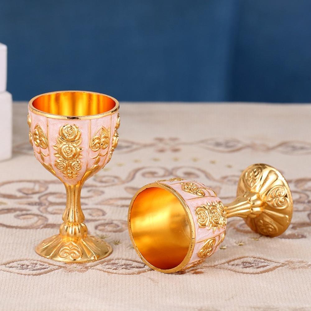 Creative Retro Wine Glasses European Style Metal Champagne Glasses Spirit Vodka Drinkware Dinnerware Goblet Bar Home Decor
