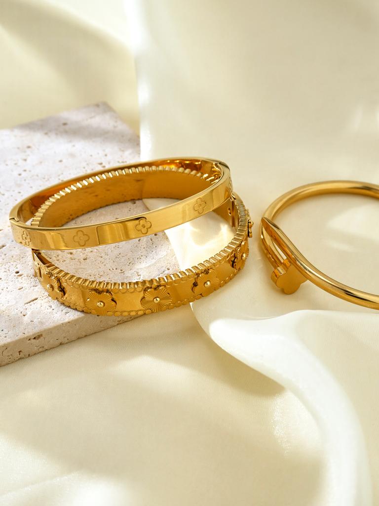 Luxury and Elegant Stainless Steel Laser Clover and Lucky Flower Geometric Bracelet, Clover Studded Women's Snap Bracelet