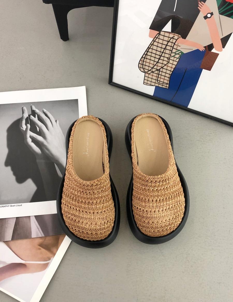 

Spring and summer 2025 new thick-soled inner height increase bag head weaving one pedal outer wear slippers casual versatile women s slippers 40 коричневый