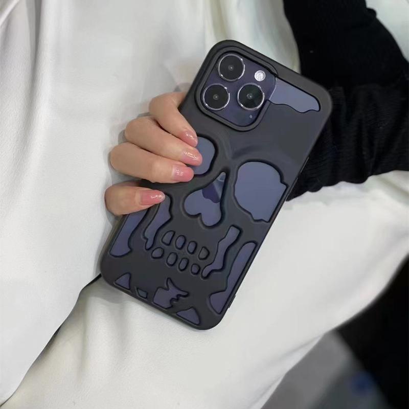 Custodia Anime placcata opaca fredda con teschio cavo per IPhone 14 13 12 11 Pro Max Plus 14Pro 13Pro IPhone 11 Skeleton Deisgn Custodia protettiva