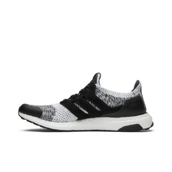 

adidas Sneakersnstuff x Social Status x UltraBoost SE White Black BY2911 EU 36.5 чорний