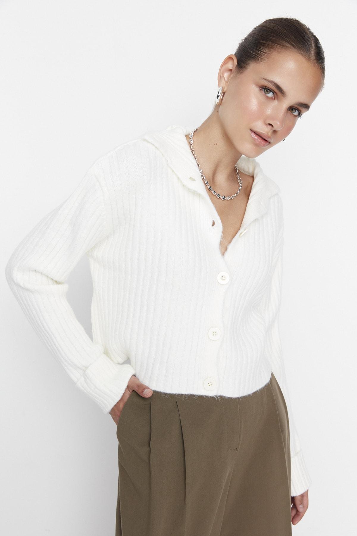 

Кардиган из трикотажа с воротником цвета экрю TWOAW22HI0174..