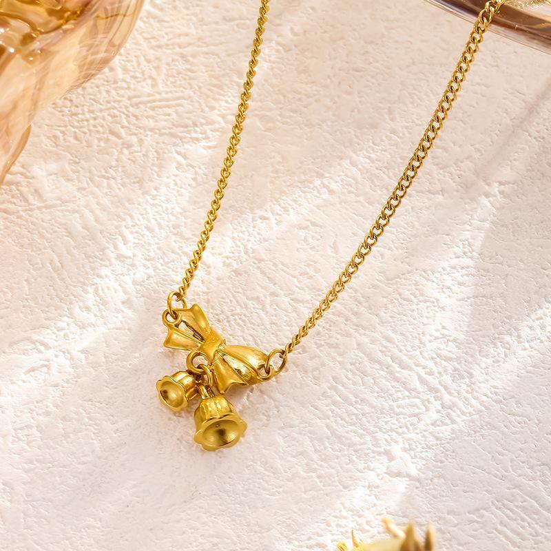 18K Gold Lily Flower Bow Necklace - Elegant Clavicle Chain for Women