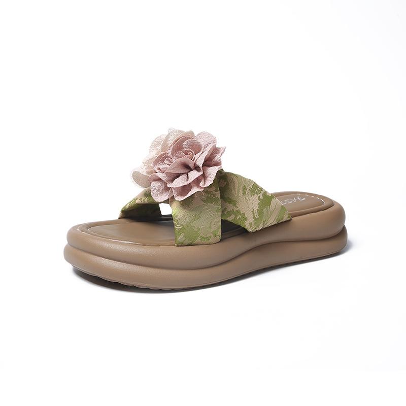 Internettkändis blomma flip-flops kvinnor, sommar nya klämda fötter strand tjockbottnade svala tofflor, små tofflor