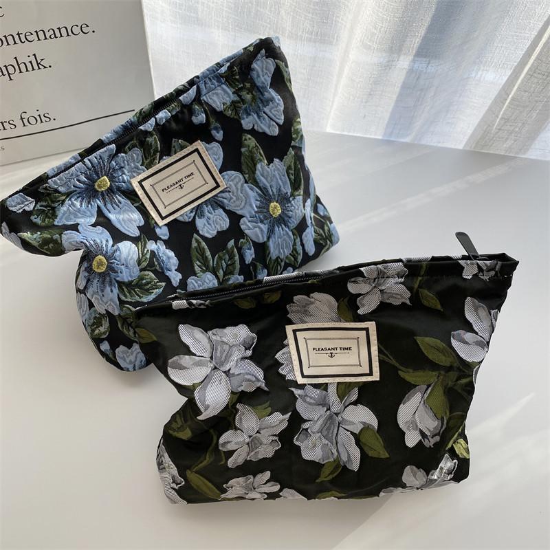 Flower Women's Makeup Bags Travel Toiletries Wash Bags Large Beauty Cosmetic Bag Multifunction Canvas Handbags Storage Organizer
