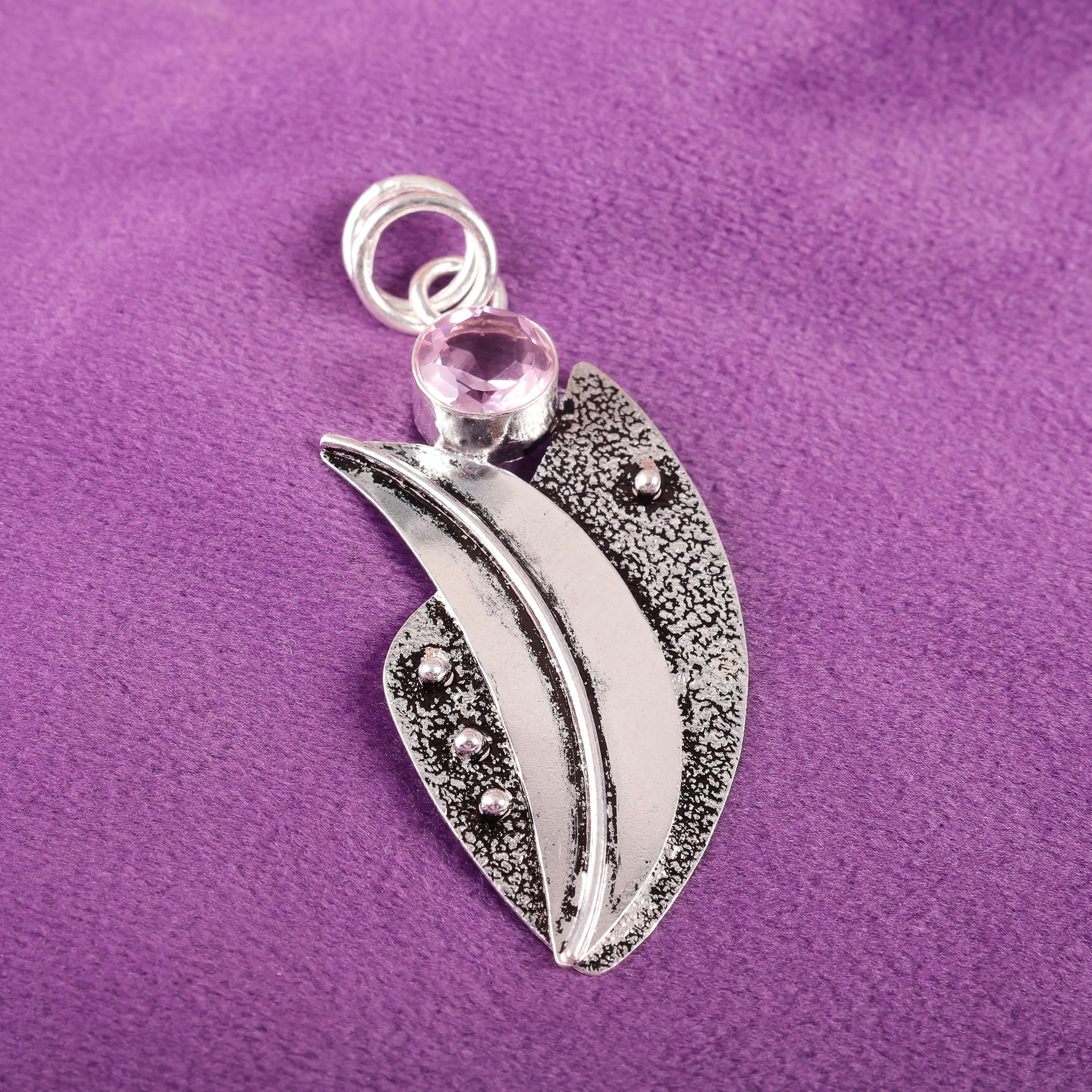 

Морганит Драгоценный камень Изящные украшения, Подвеска ручной работы, Подвеска из цельного стерлингового серебра 925 пробы, Украшения в стиле бохо ко Дню памяти 2.05 Inches розовый