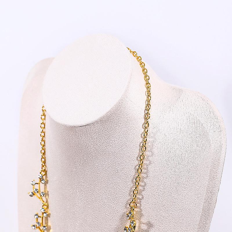 Solid Wood Velvet Mannequin Jewelry Stand for Pendant and Necklace Display