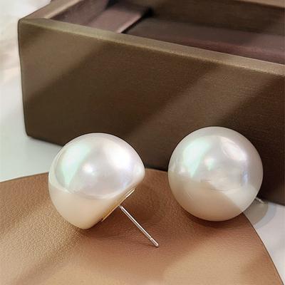 Hochwertige Vintage Übergroße Perlenohrringe mit Schlichtem und Einzigartigem Perlendesign - Modische und Personalisierbare Ohr Accessoires