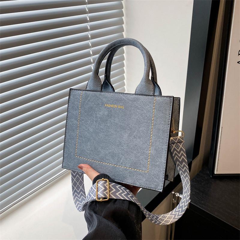 Fashionable Women's Small Shoulder Bag 2024 Korean Style Pu Leather Crossbody