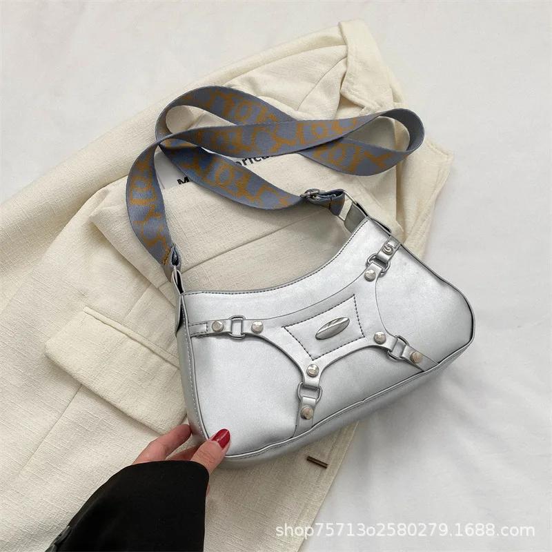 

Однотонная сумка через плечо для женщин, сумка через плечо подмышкой, высокое качество, новый нишевый дизайн, роскошь