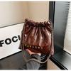 Chain bag women's large-capacity new summer casual shoulder messenger bag pleated bucket bag
