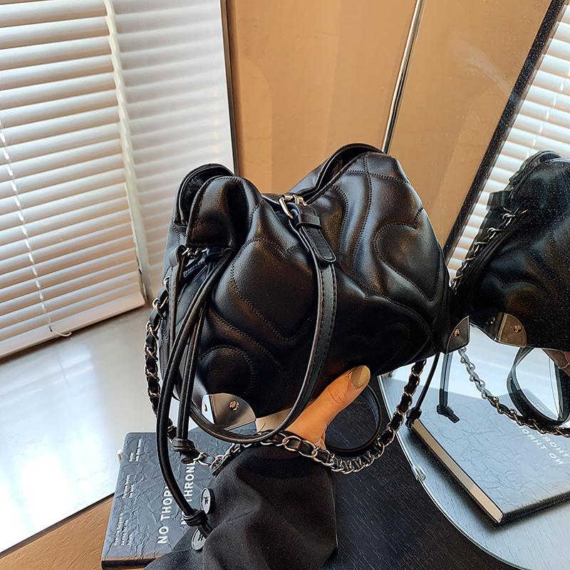 

Сумка через плечо PU Love