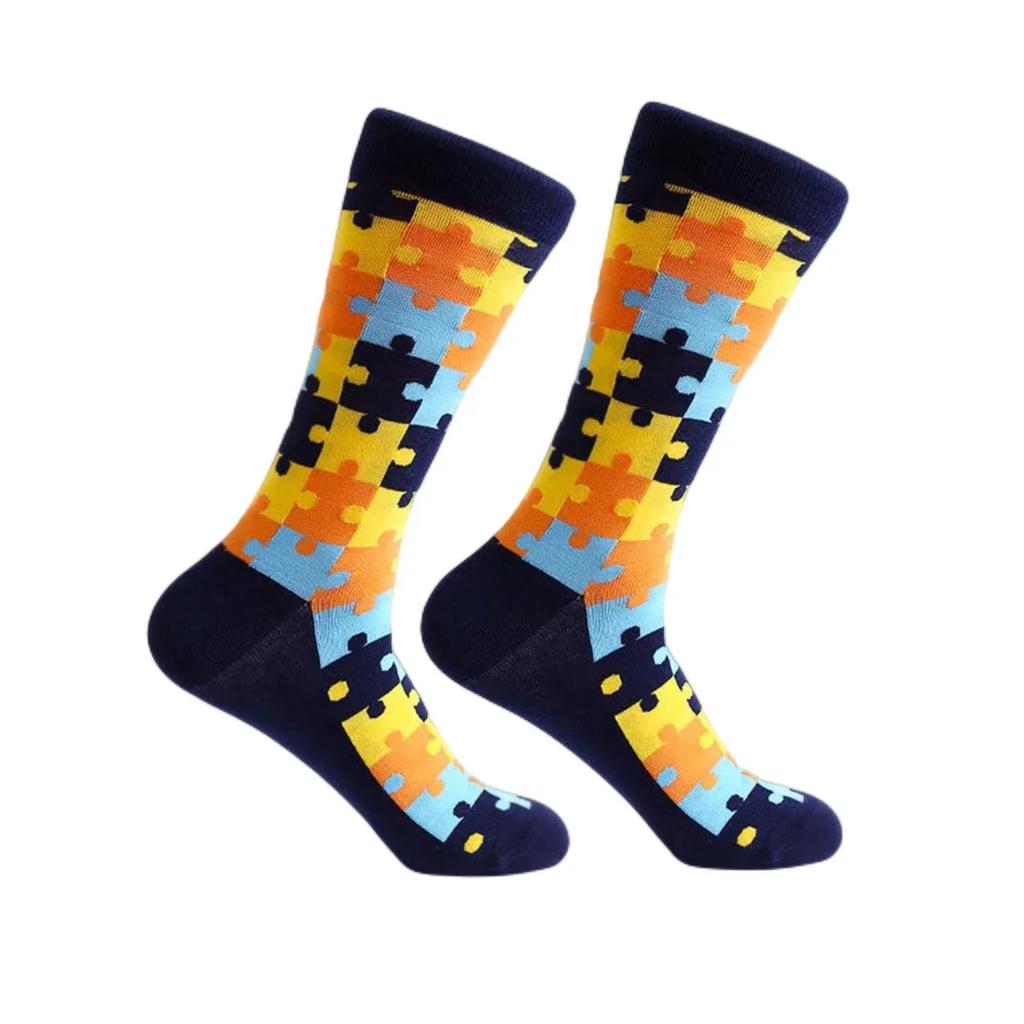 Colorful Puzzle Piece Print Men Crew Socks Funny Casual Daily Wear Socks Novelty Fashion Gift for Him Business Work Blue Red