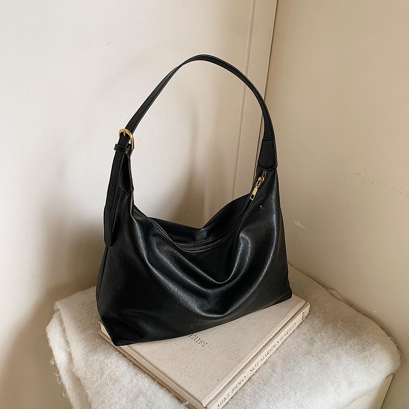 Bag Women's Autumn and Winter Underarm Bag 2025 New Simple Soft Surface Large Capacity Tote Bag Versatile Commuter Shoulder Bag