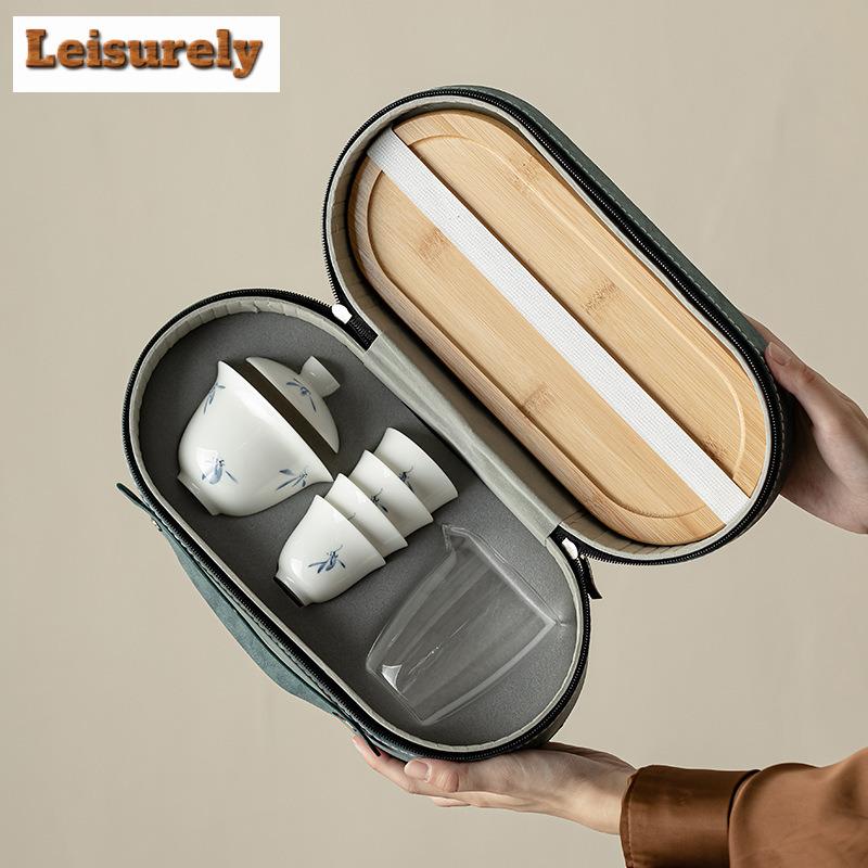 Handbemalte Schmetterlingsorchidee Reise-Teegeschirr-Set Ästhetisch 1 Kanne 4 Tassen Teezubereitung Glas-Teekanne Tragbare Tragetasche Zubehör