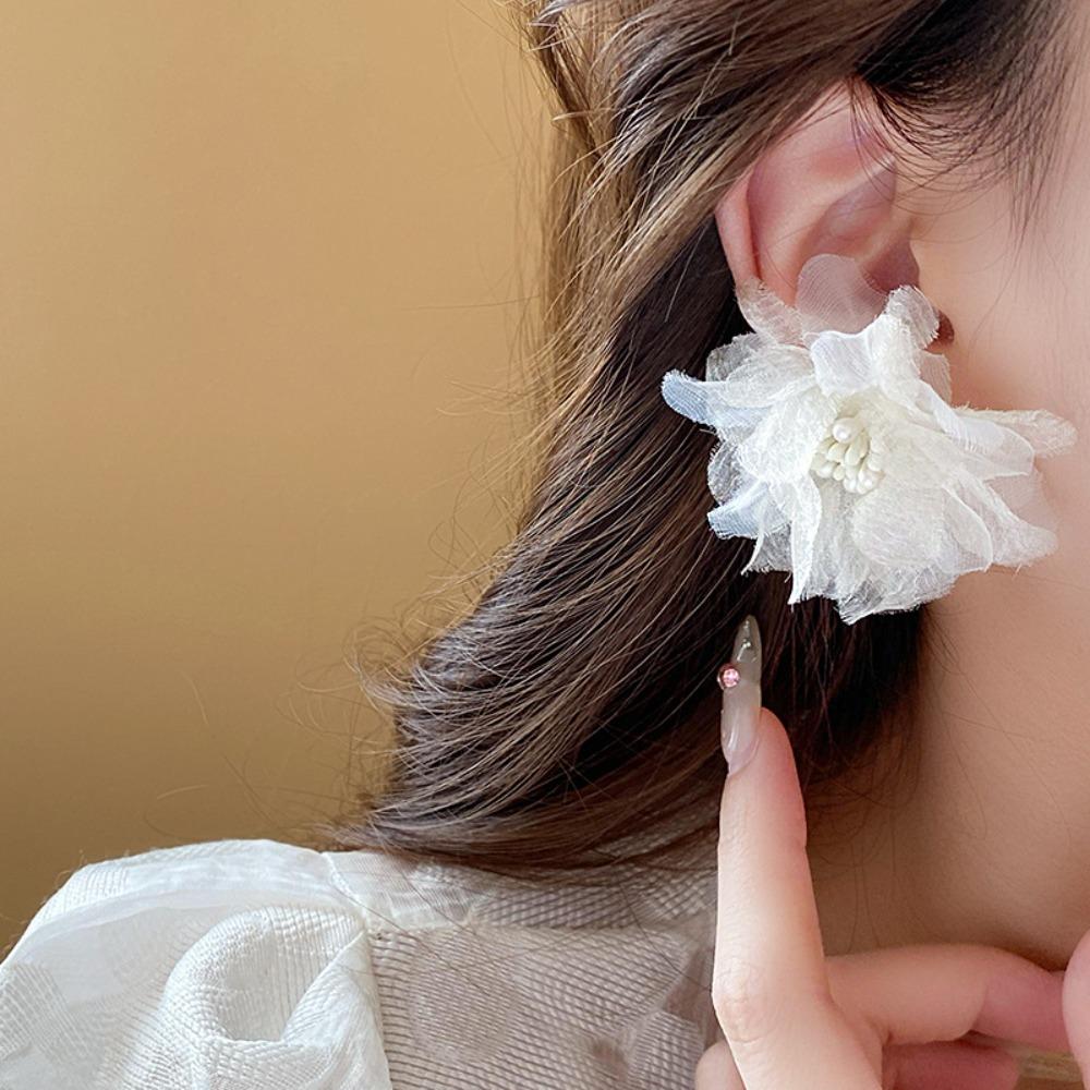 Korean Style Mesh Earrings Fresh Mesh Stud Earrings New Three-dimensional Flower Stud Earrings